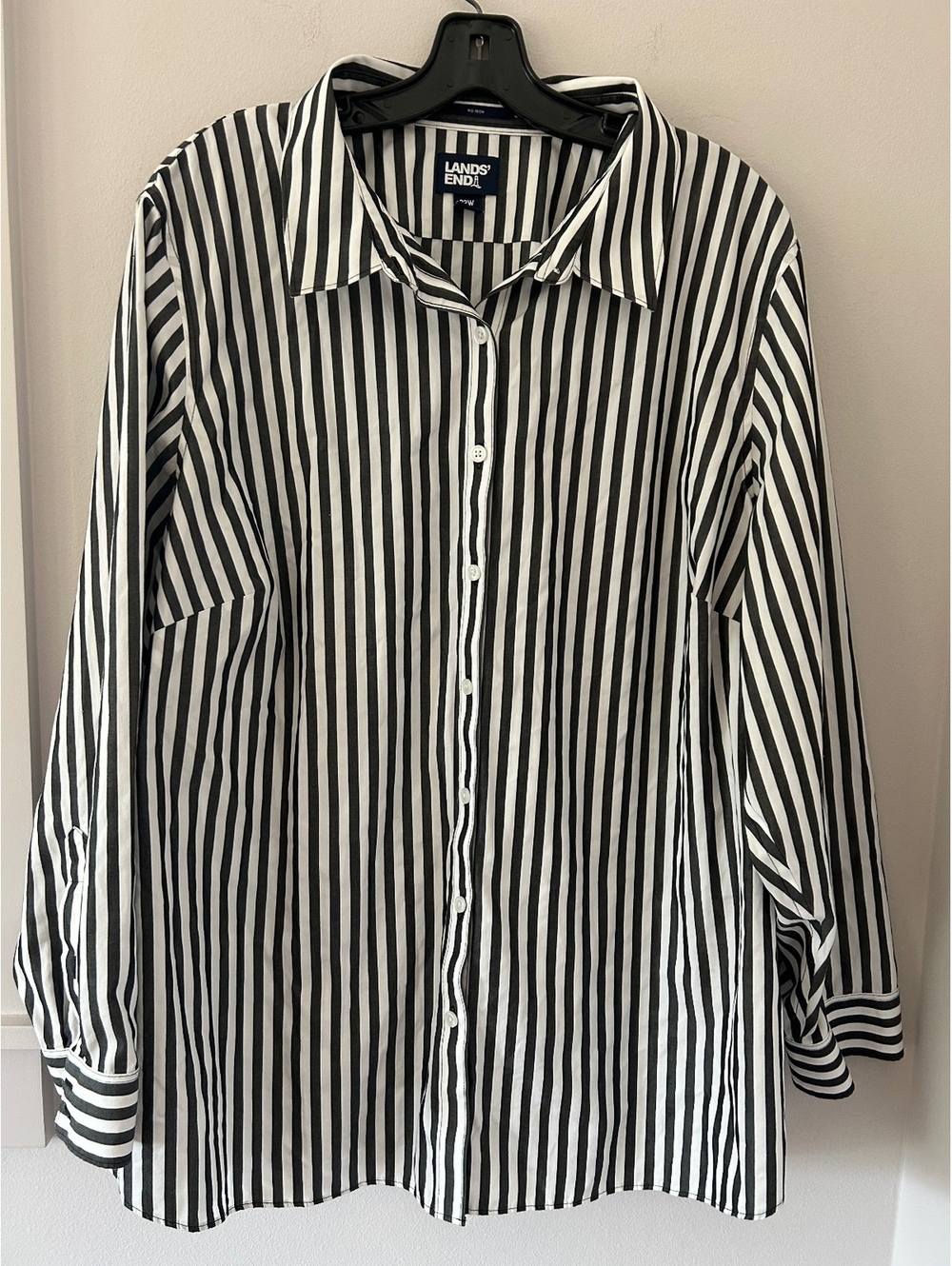 Lands’ End No Iron Black and White Striped Button Up Blouse Women’s Size 22